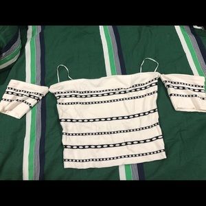 Guess sleeveless Corp top ❤️